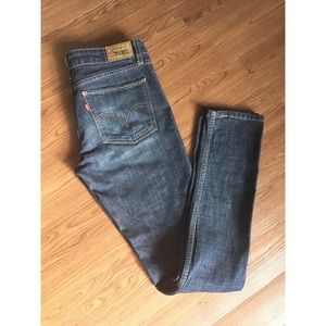 Levi’s 518 Skinny Jeans